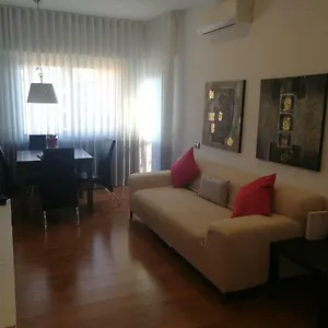 Fira Barcelona Gran Via Апартаменты